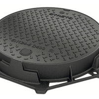 Cast iron manhole cover with Streto composite cover. 600mm opening. Class D, 400KN