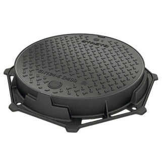 Cast iron manhole cover with Streto composite cover. 600mm opening. Class D, 400KN