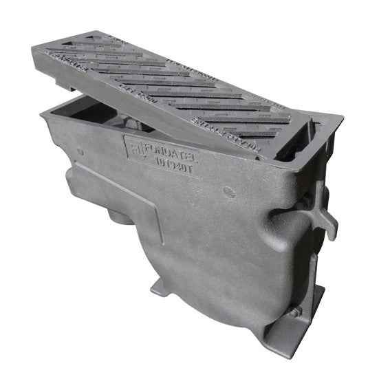 Gietijzeren straatkolk 1940TP7. PVC onderuitlaat 125. lxbxh=555x190x400mm